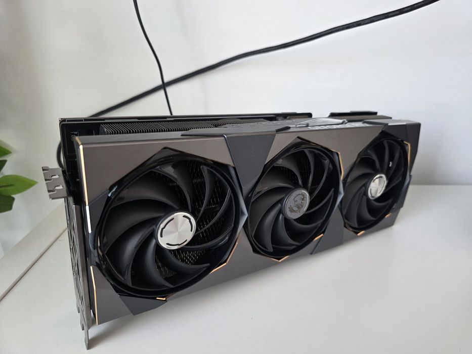 RTX 4090 MSI Suprim X, cu sigiliu, nedesfacuta