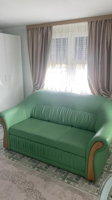 Canapea extensibila tip pat
