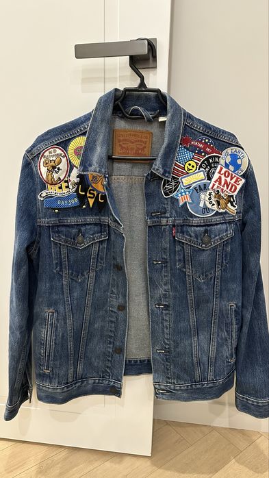 Джинсовая куртка