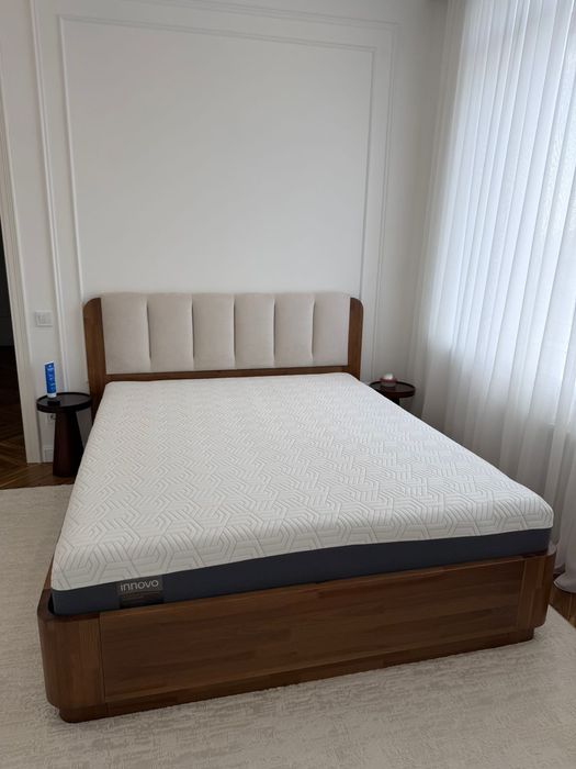 Продам матрас Innovo 160x200
