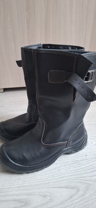 Сапоги рабочие кирза