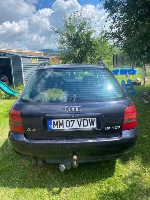 AUDI A4 Avant 1996 — imagine 4