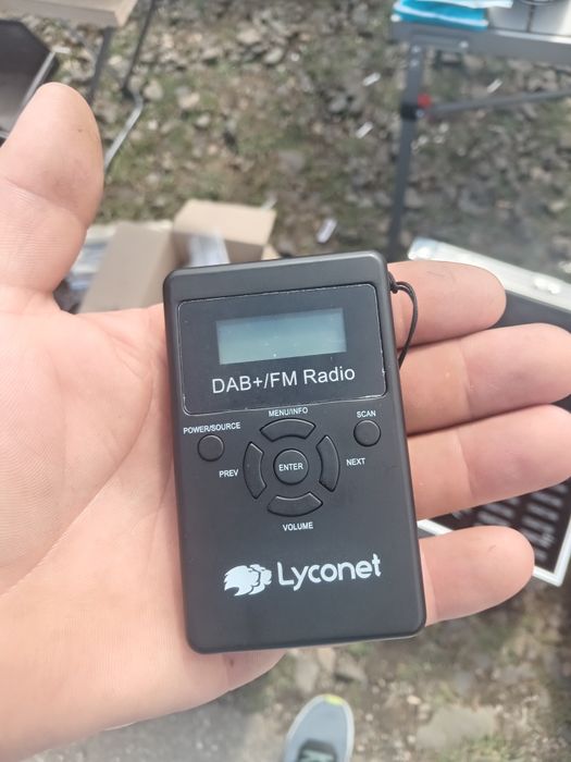 Mini radio cu casti