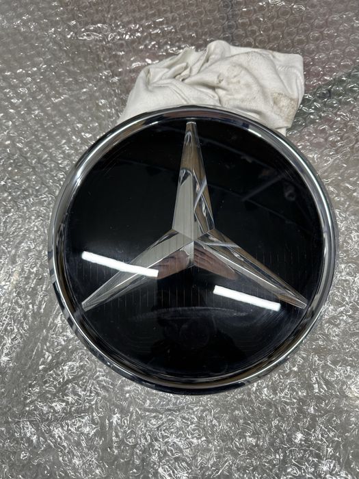 Emblemă distronic cu incălzire mercedes.cod:a0008880500.