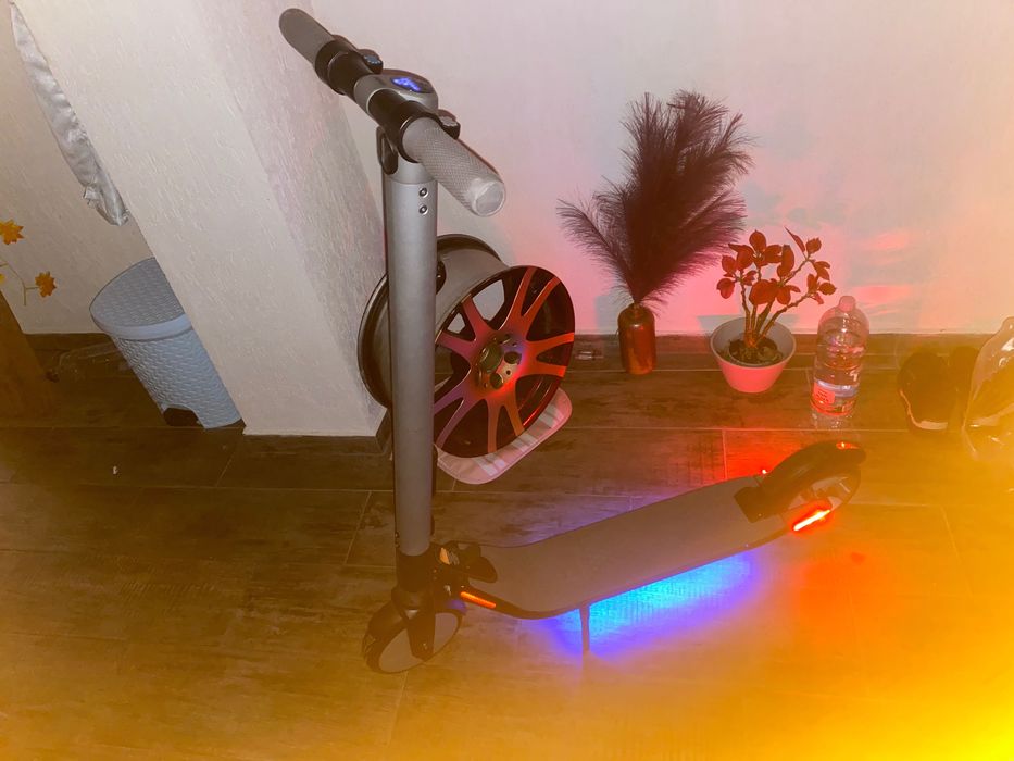 Vând Trotinetă electrică