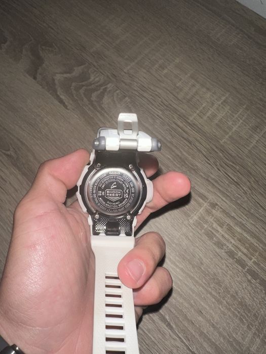 Проавам часовник G shock gba900
