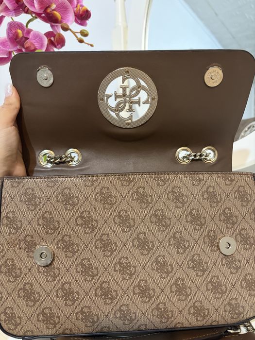 Geanta guess ca noua