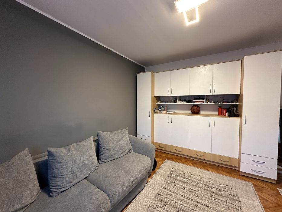 Mobila tineret culoare alb si natur