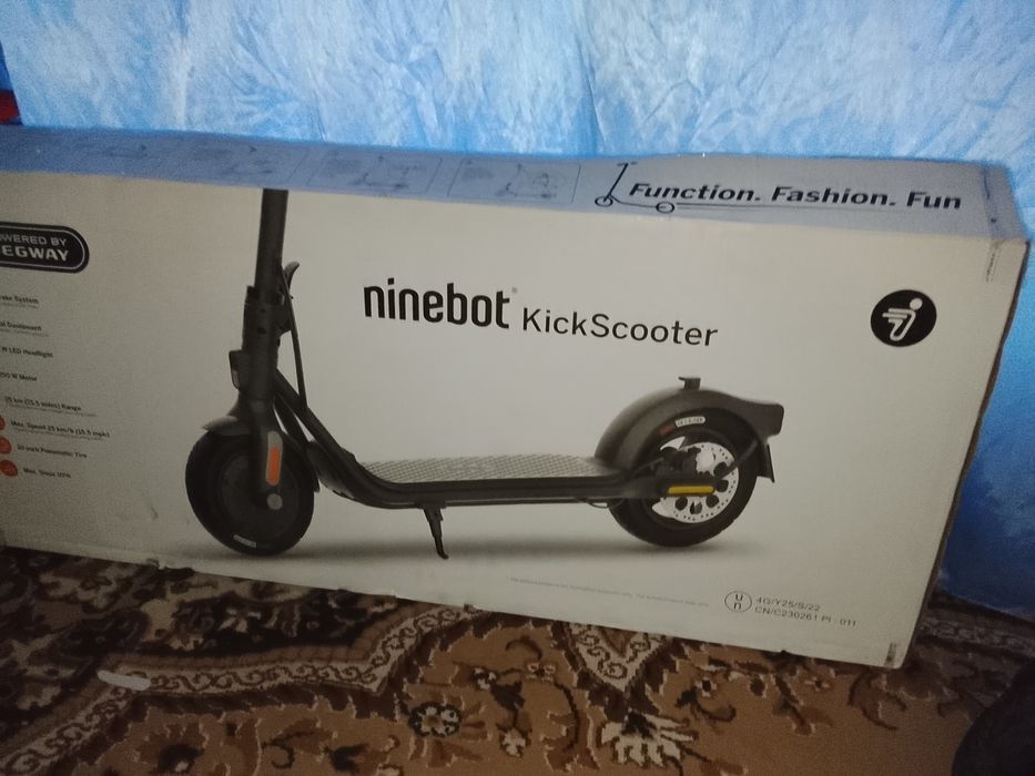 Nine Kickscooter