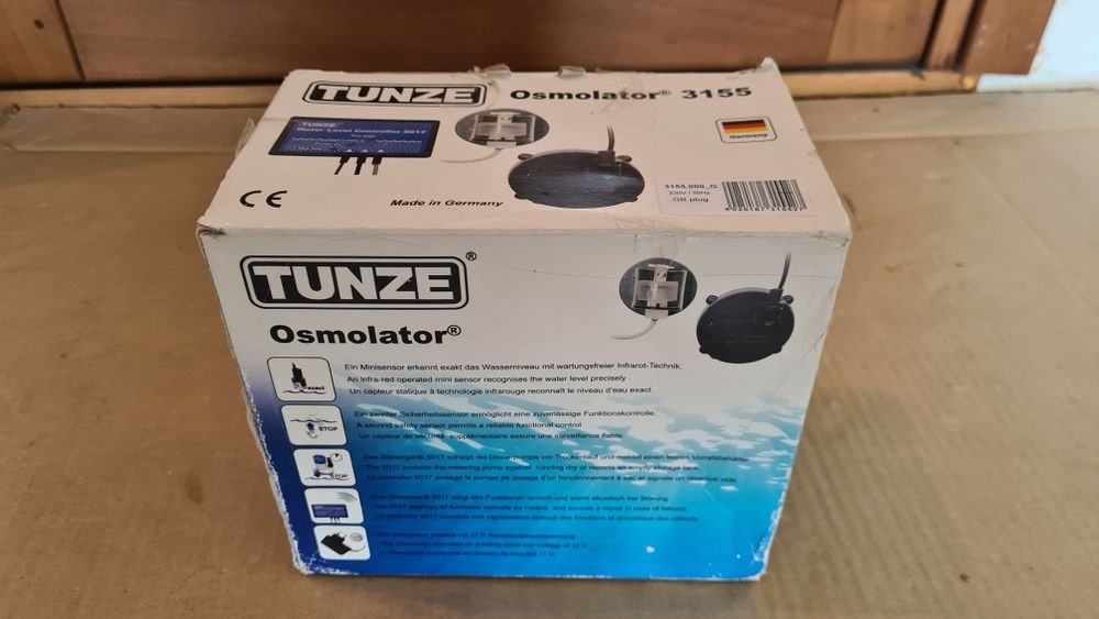 Sistem auto-completare apa pentru acvarii