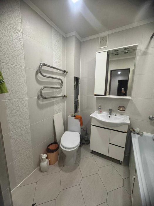 Продается 2 ком квартира район Променада