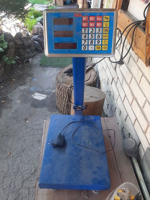 Вот такие весы продам