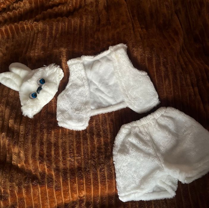Новогодний костюм зайчика