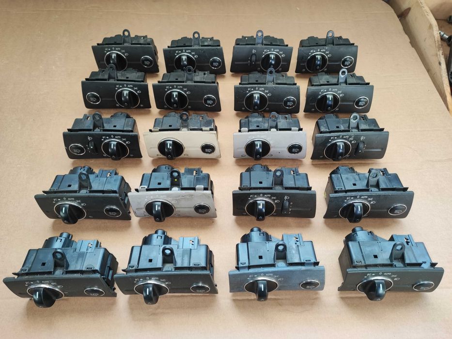 Ключ - Ключове за фарове от Мерцедес