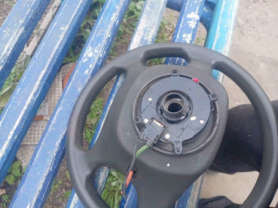 Руль приора 1.  .