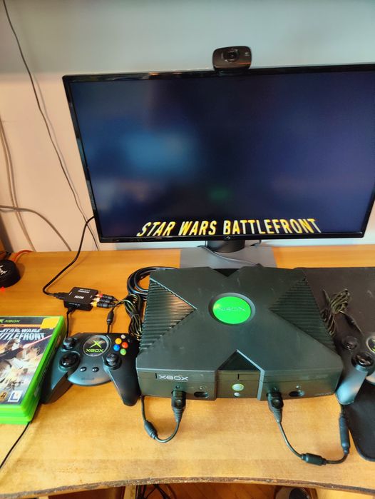 Vând consola Xbox Clasic Original+Jocuri