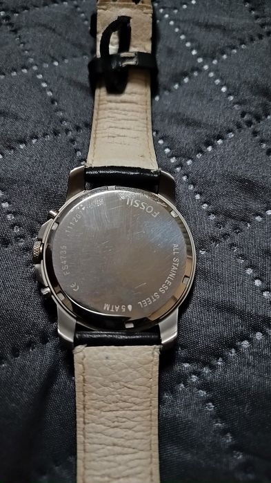 Фосил часовник запазен