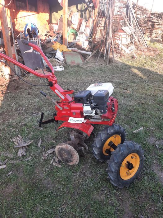 Motocositoare cu lama și motocultor