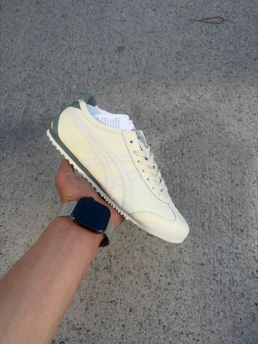 Asics made in veitnam