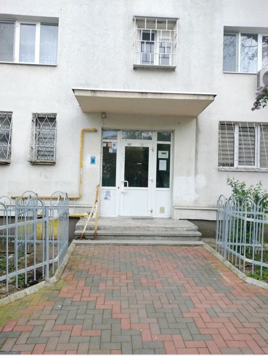 Vând apartament 2 camere zona Auchan Titan București sector 3 decomandat 49m2 utili pe strada Jean Steriadi