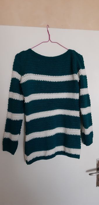 Туника, пуловер и два клина