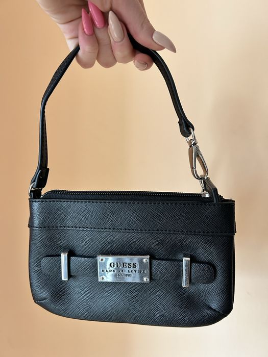 Мини Чанта на GUESS