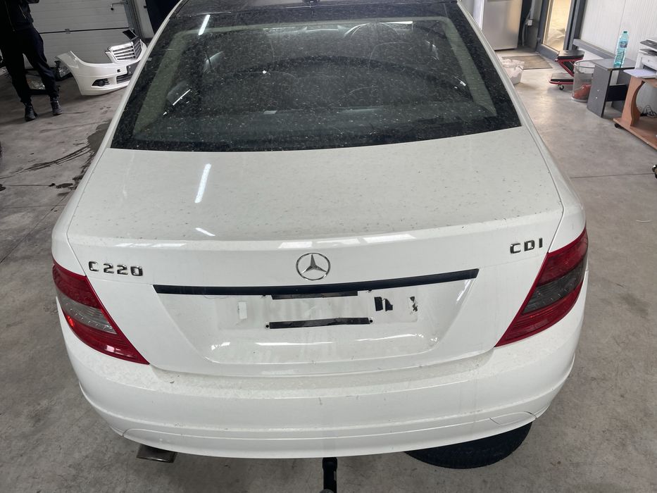 Stop / lampa / tripla Mercedes w204 c class berlina