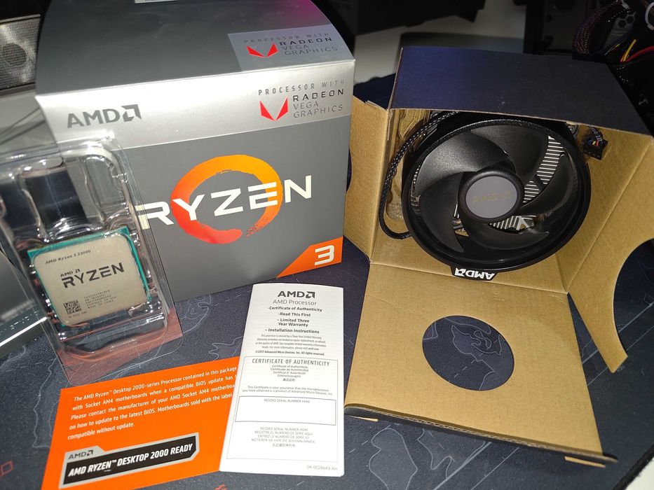 Procesor Ryzen 3 2200G, Radeon Vega 8, Cooler Stock, Pasta IdCooling