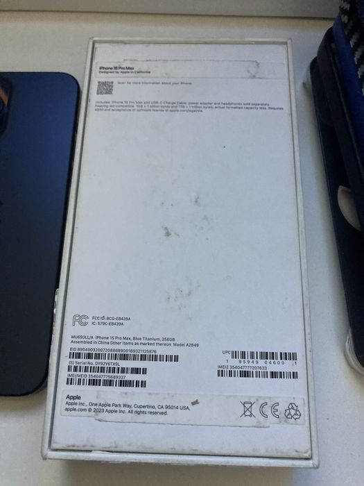 Продам iphone 15 pro max все работает