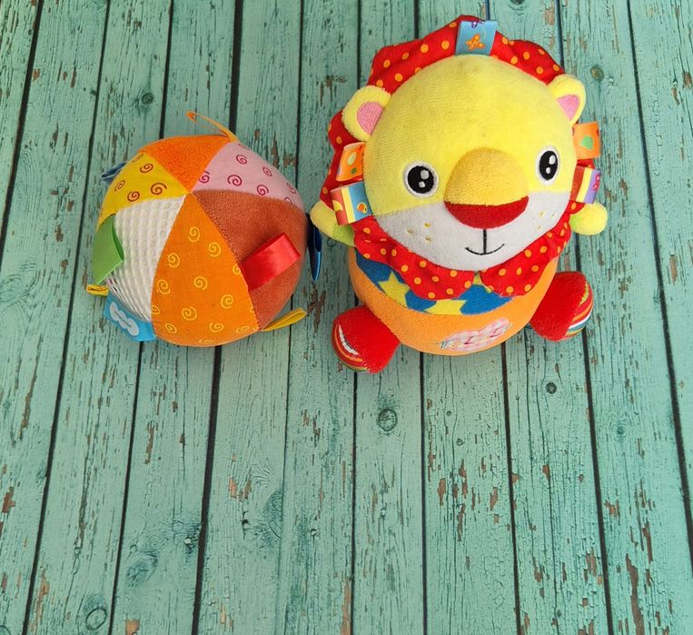 Игрушки по 700 тг