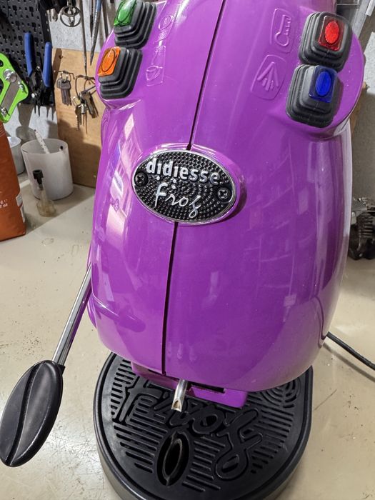 Кафе машина Frog