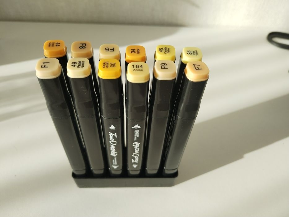 Продам маркеры б/у по цветам