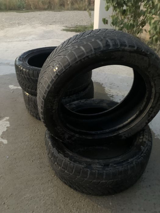 Cauciucuri Bridgestone Iarna