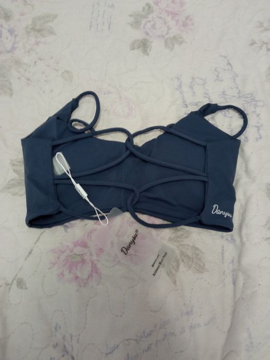 Сутиен ,спортен сутиен