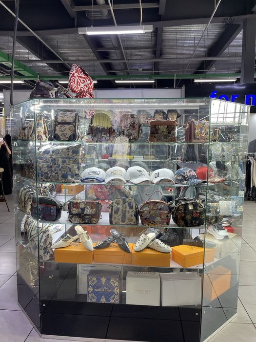 Островок в ТЦ - Срочно!