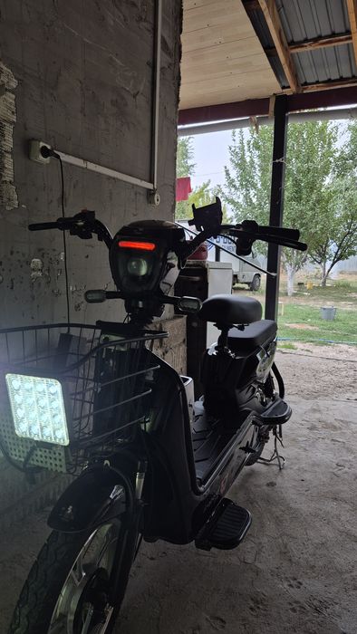 Продам скутер 600 ват