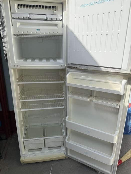 Холодильник Stinol