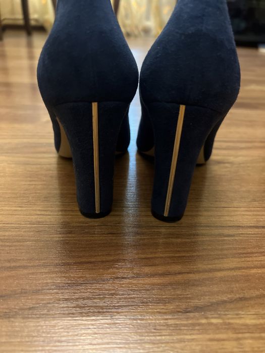 Женские бархатные туфли