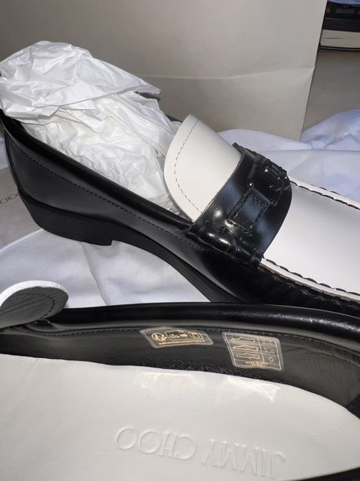 Jimmy Choo flats NOI