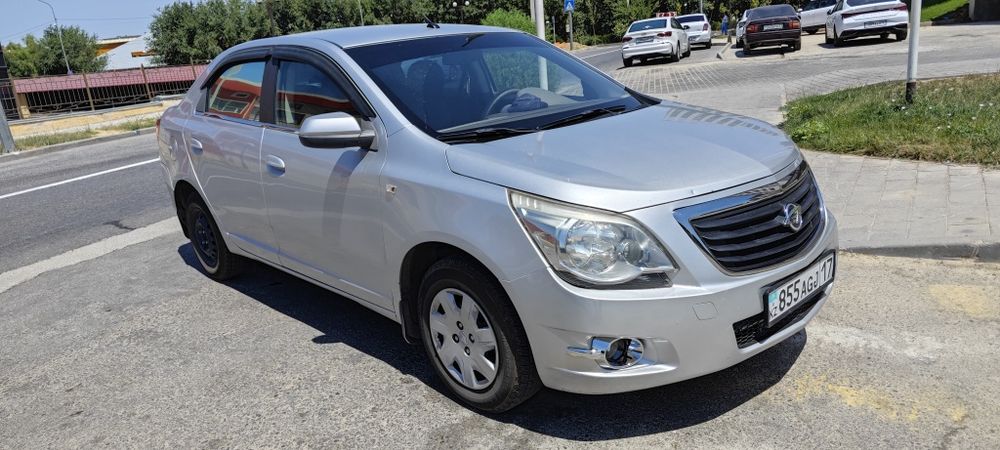 Chevrolet cobalt 2017