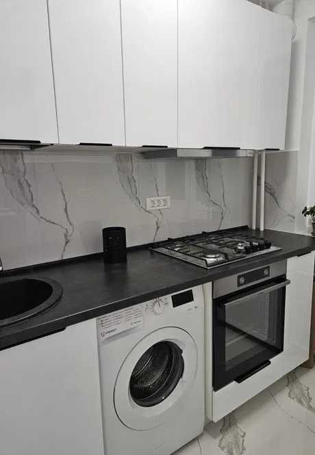 Garsoniera 3min metrou Parc Drumul Taberei 420 euro