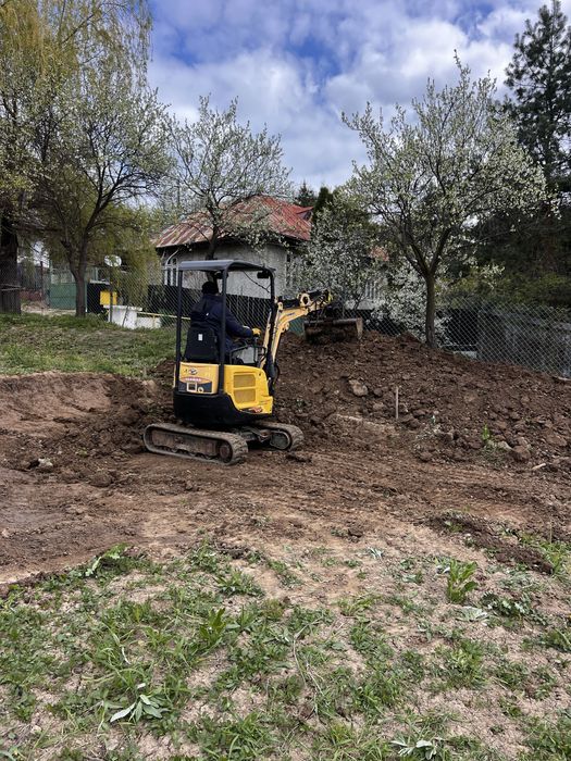 Lucrari miniexcavator