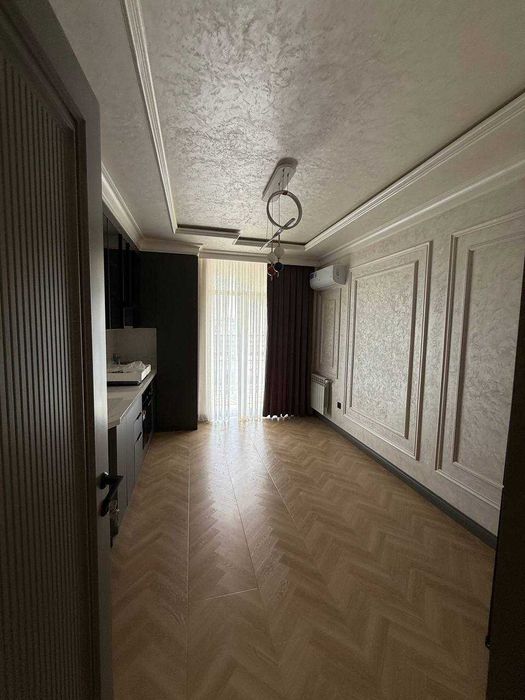 Сдаëтся шикарная квартира на Чиланзар метро 074*