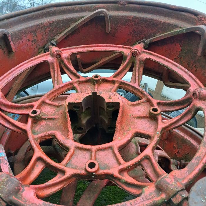 Vand jante de tractor