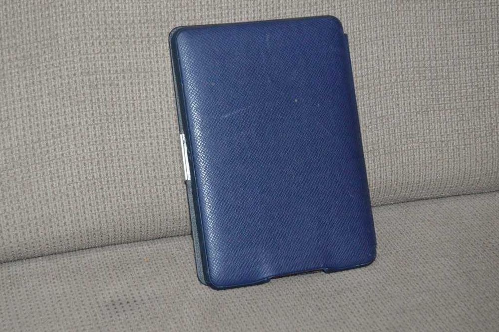 E-reader Amazon Kindle Paperwhite 1 (Model EY21, Display 6" Touch Iluminat + Husa Protectie)