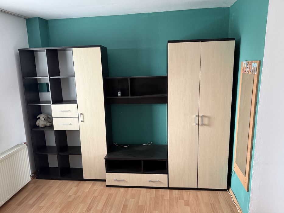 Mobila living cu dulap