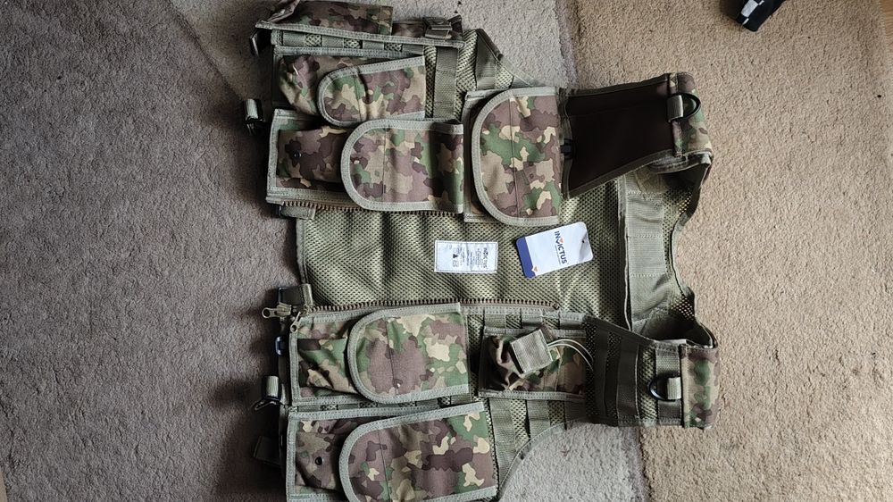 Vesta airsoft, pescuit,etc