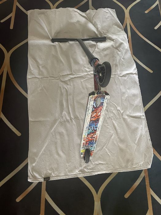 Продам трюковой самокат