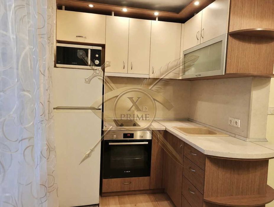 Тристаен апартамент в Спортна Зала! 21630912
