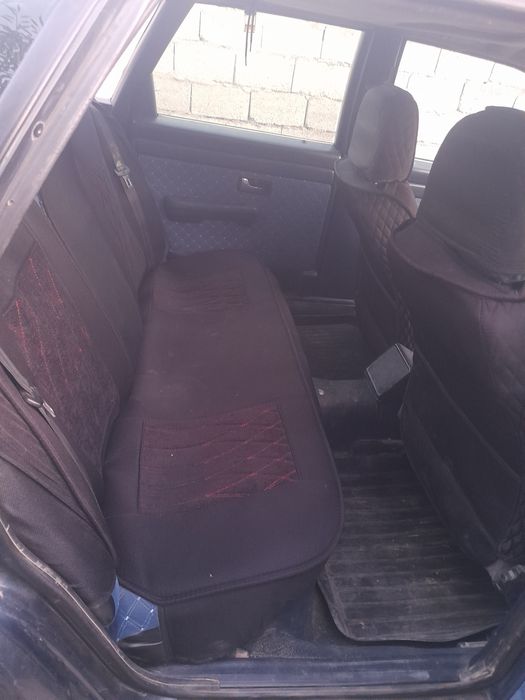 Ауди 100 сатылады